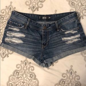 Hollister low-rise short shorts